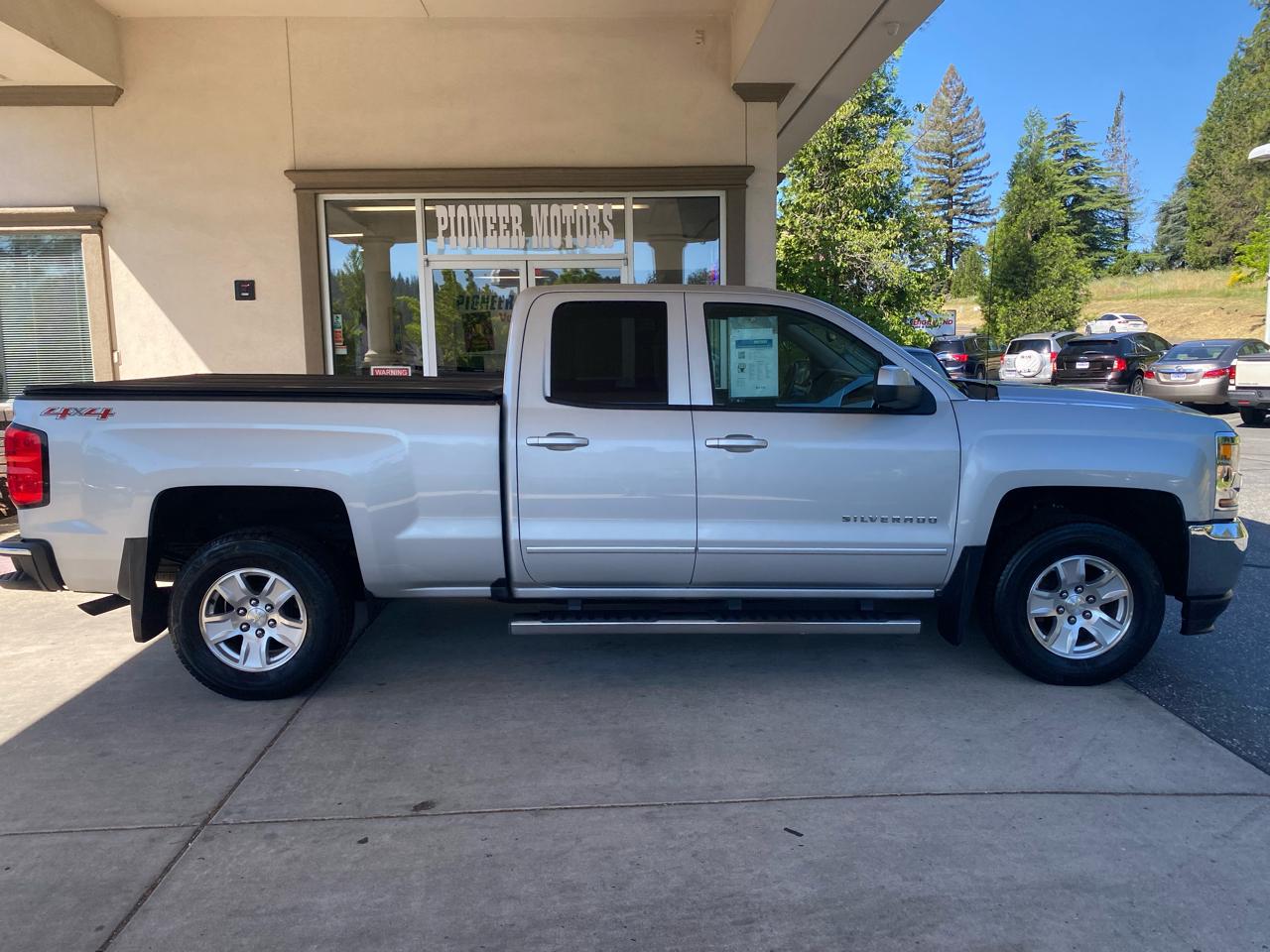 Chevrolet Silverado 1500 4WD Double Cab 143.5" LT w/1LT 2016