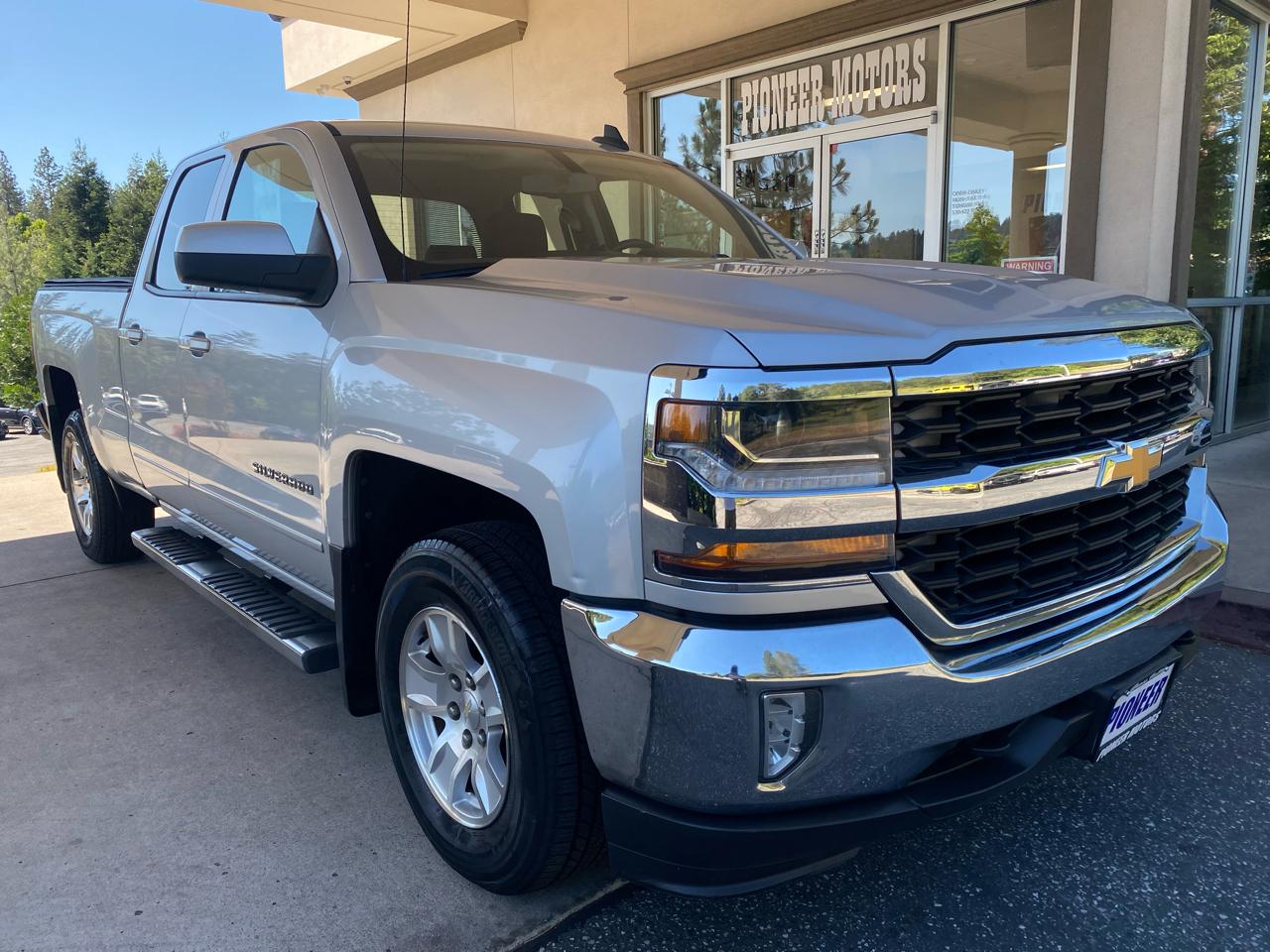 Chevrolet Silverado 1500 4WD Double Cab 143.5" LT w/1LT 2016