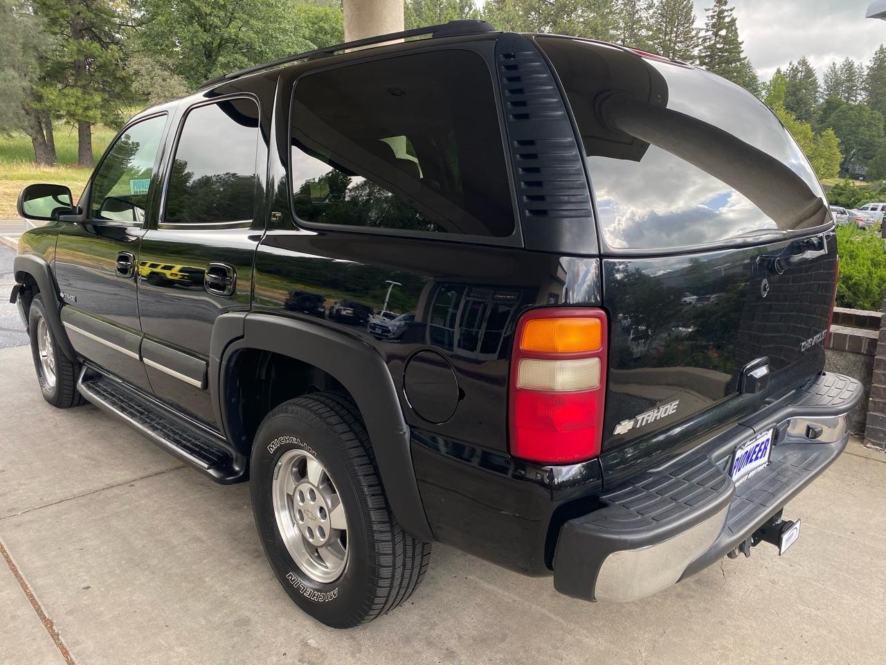 Chevrolet Tahoe 4dr 1500 4WD LT 2003