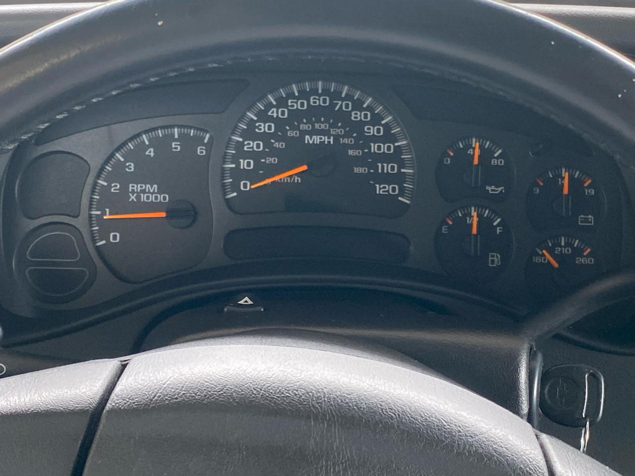 Chevrolet Tahoe 4dr 1500 4WD LT 2003