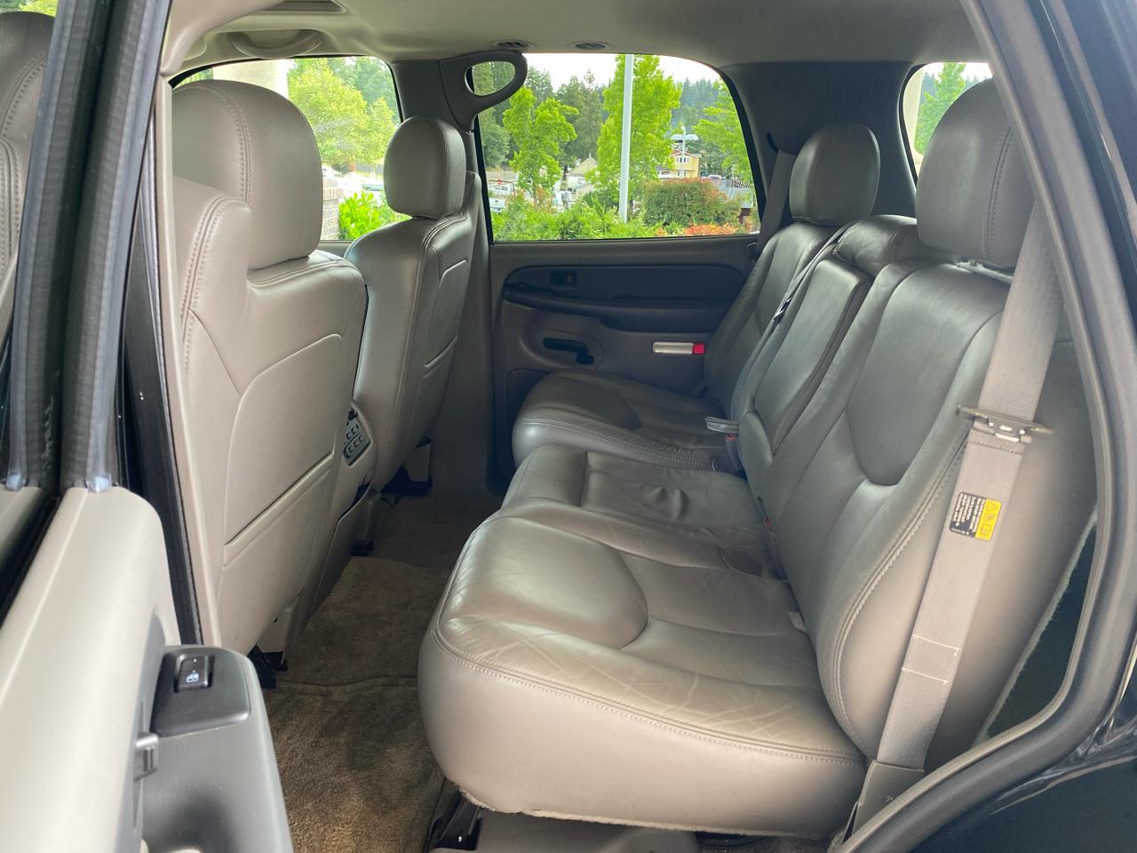 Chevrolet Tahoe 4dr 1500 4WD LT 2003