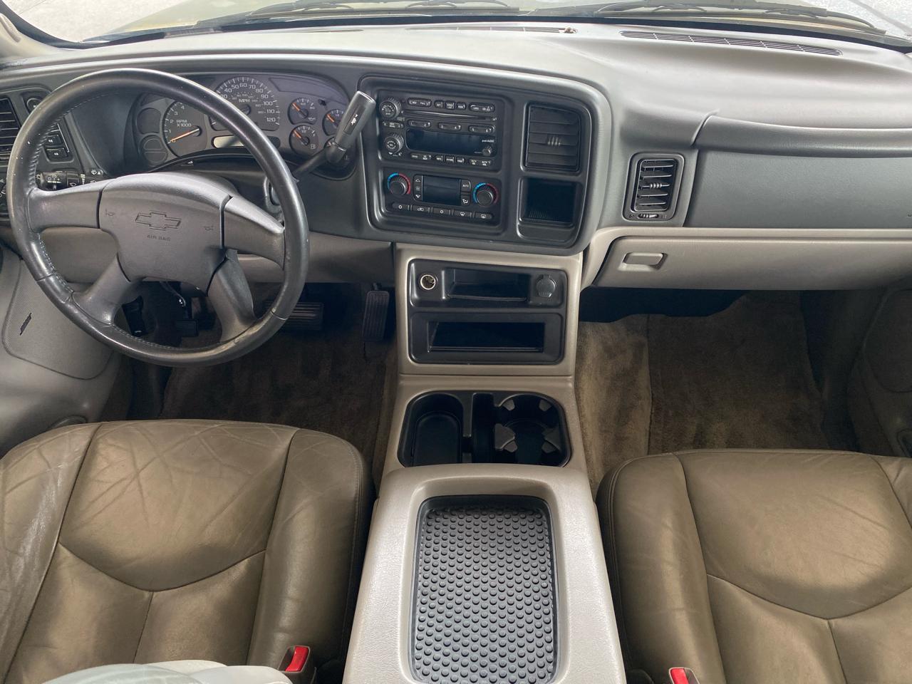 Chevrolet Tahoe 4dr 1500 4WD LT 2003