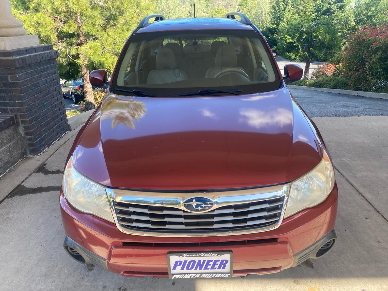 Subaru Forester 4dr Auto 2.5X Premium w/All-Weather Pkg 2010