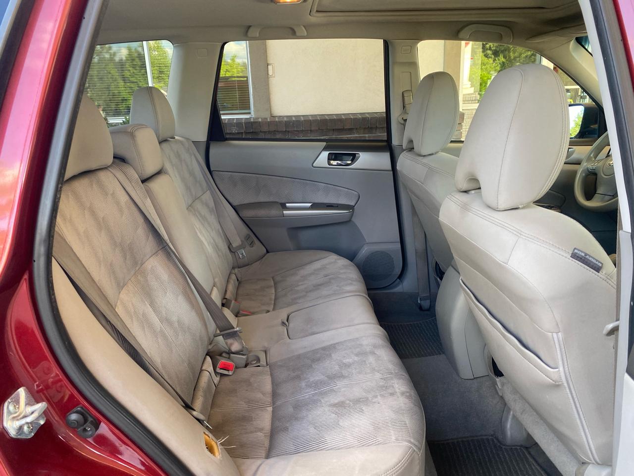 Subaru Forester 4dr Auto 2.5X Premium w/All-Weather Pkg 2010
