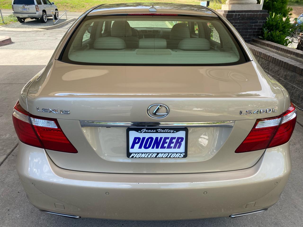Lexus LS 460 4dr Sdn LWB 2007