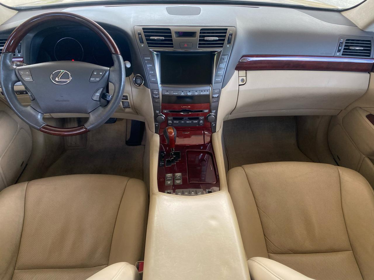 Lexus LS 460 4dr Sdn LWB 2007