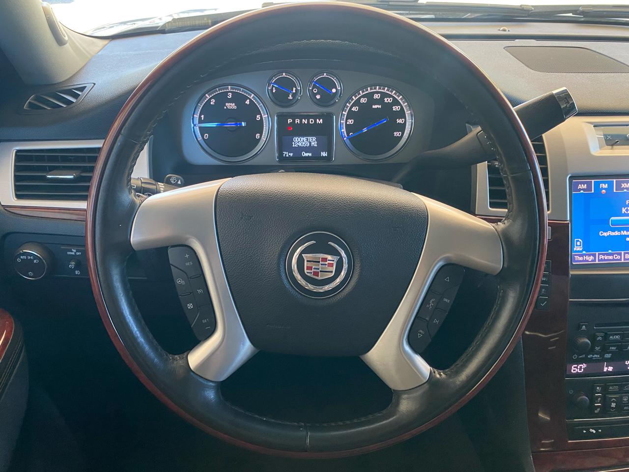 Cadillac Escalade AWD 4dr Premium 2013