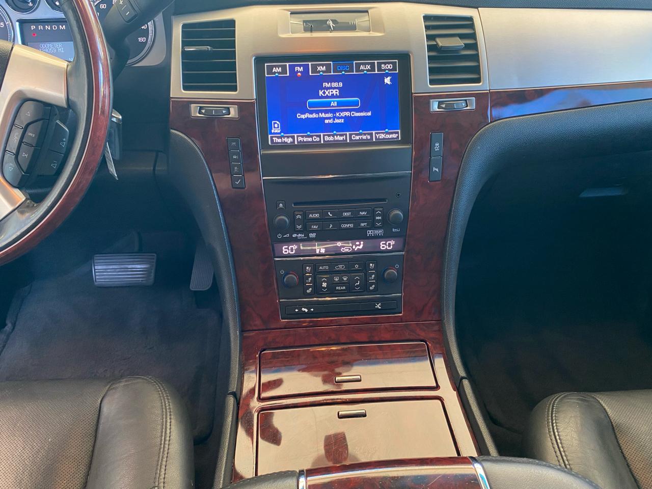 Cadillac Escalade AWD 4dr Premium 2013