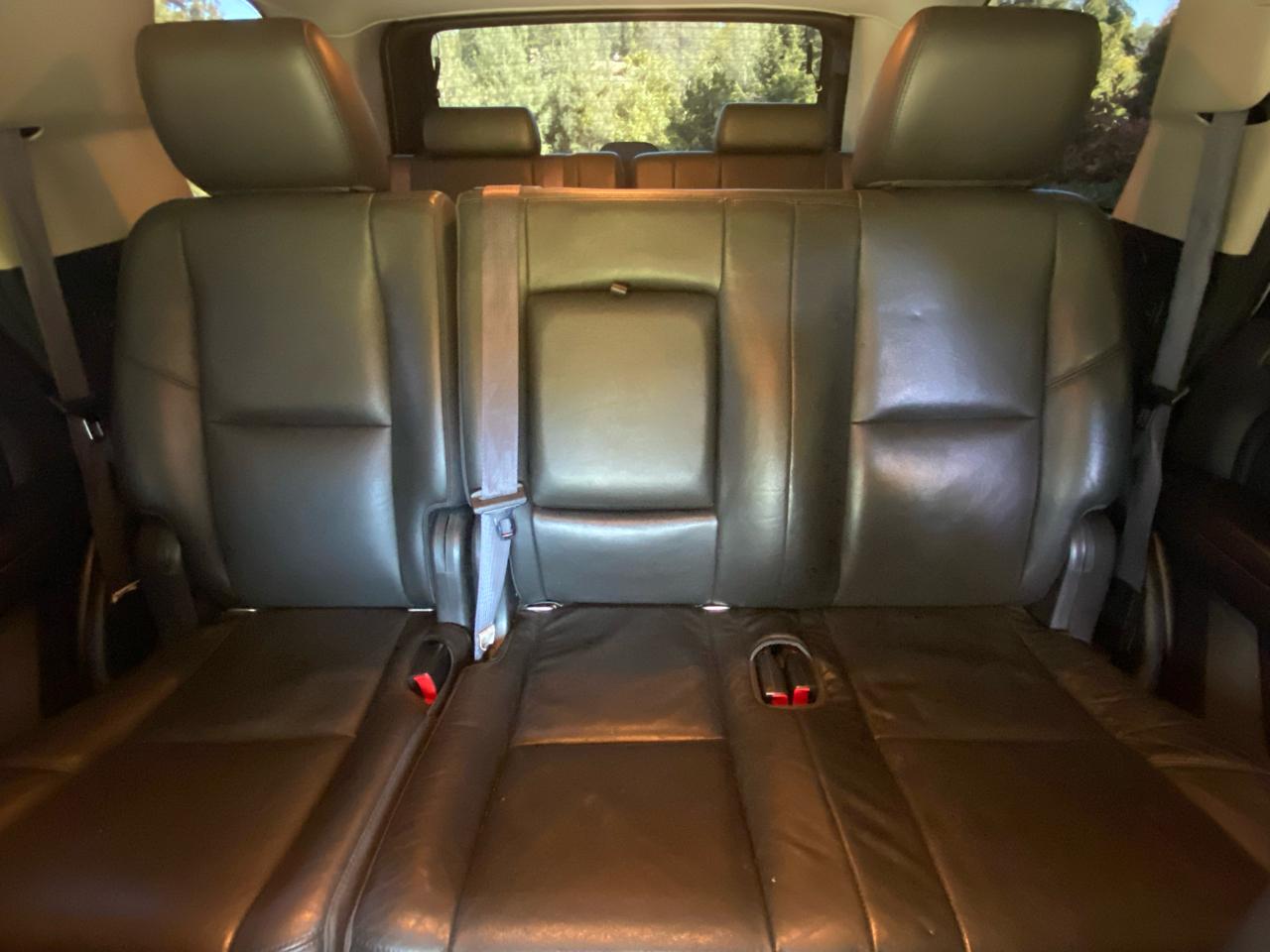 Cadillac Escalade AWD 4dr Premium 2013
