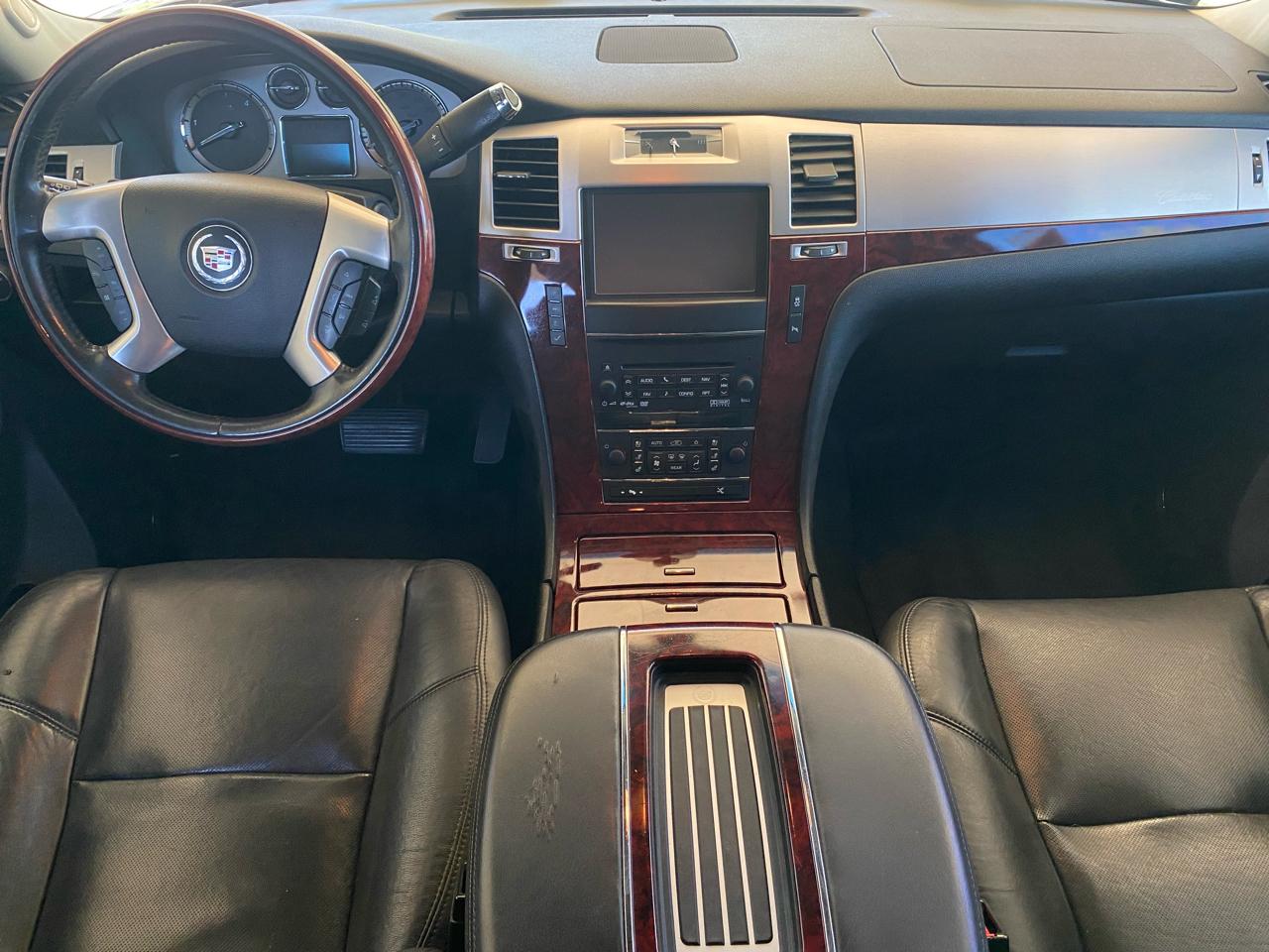 Cadillac Escalade AWD 4dr Premium 2013