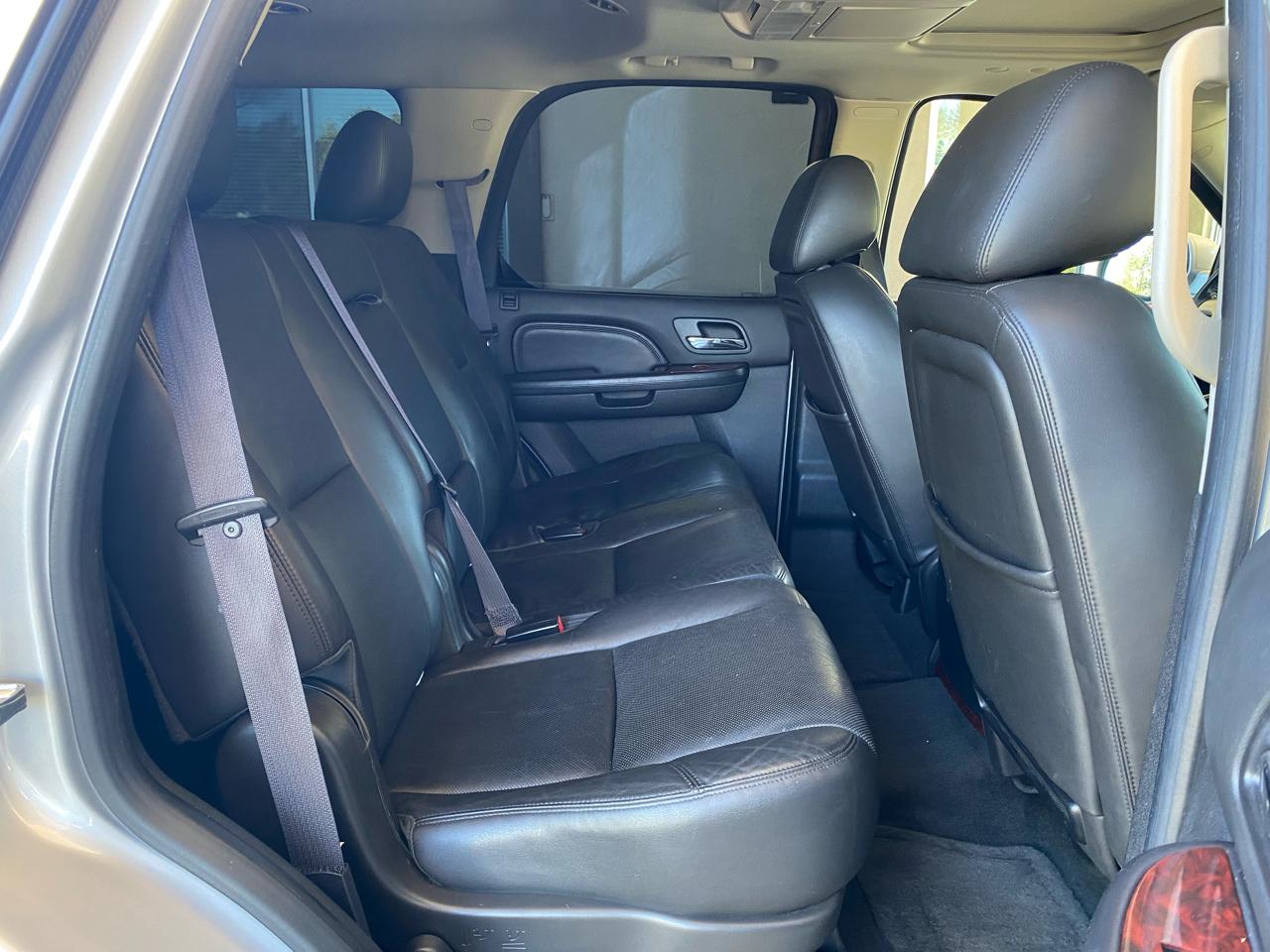 Cadillac Escalade AWD 4dr Premium 2013