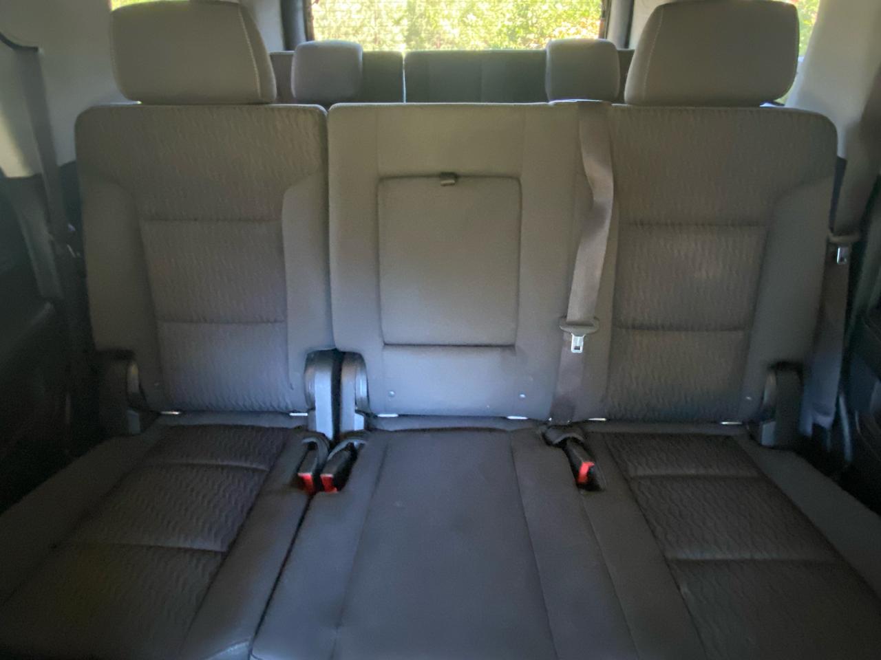Chevrolet Tahoe 2WD 4dr LS 2015