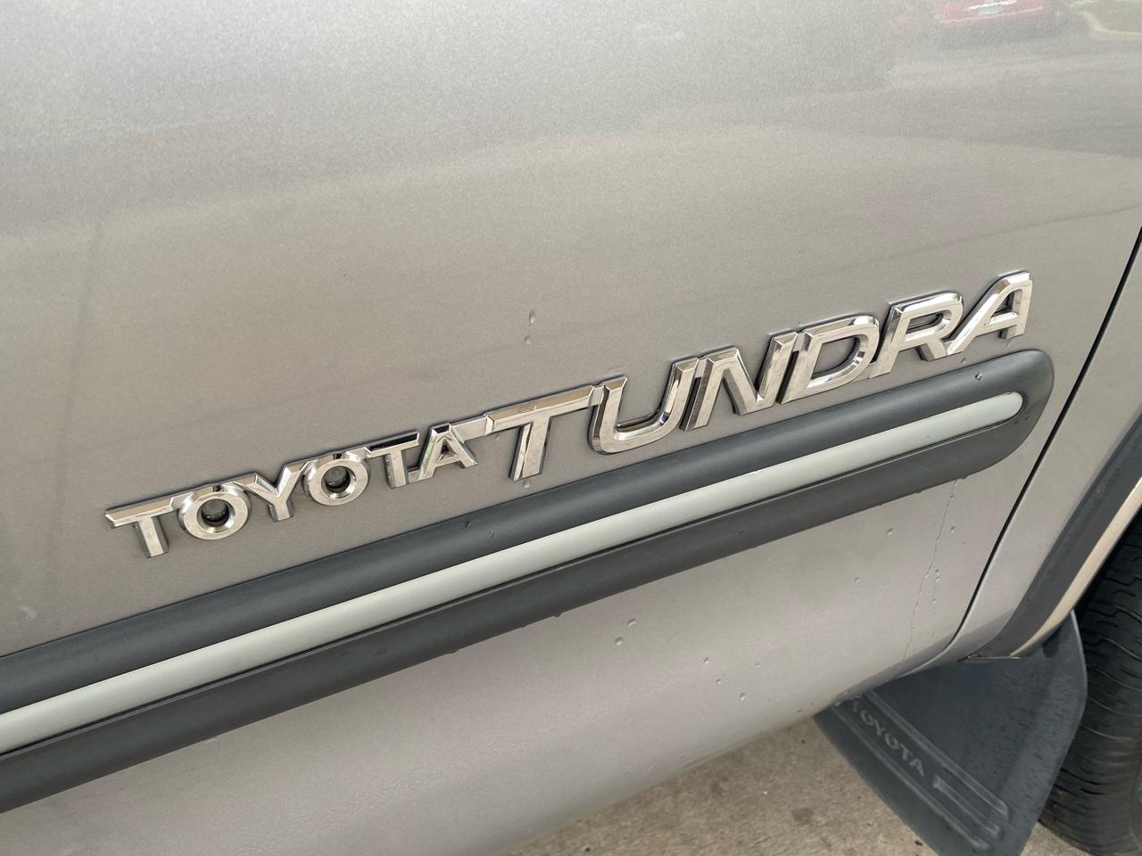 Toyota Tundra Access Cab V8 Auto SR5 2002