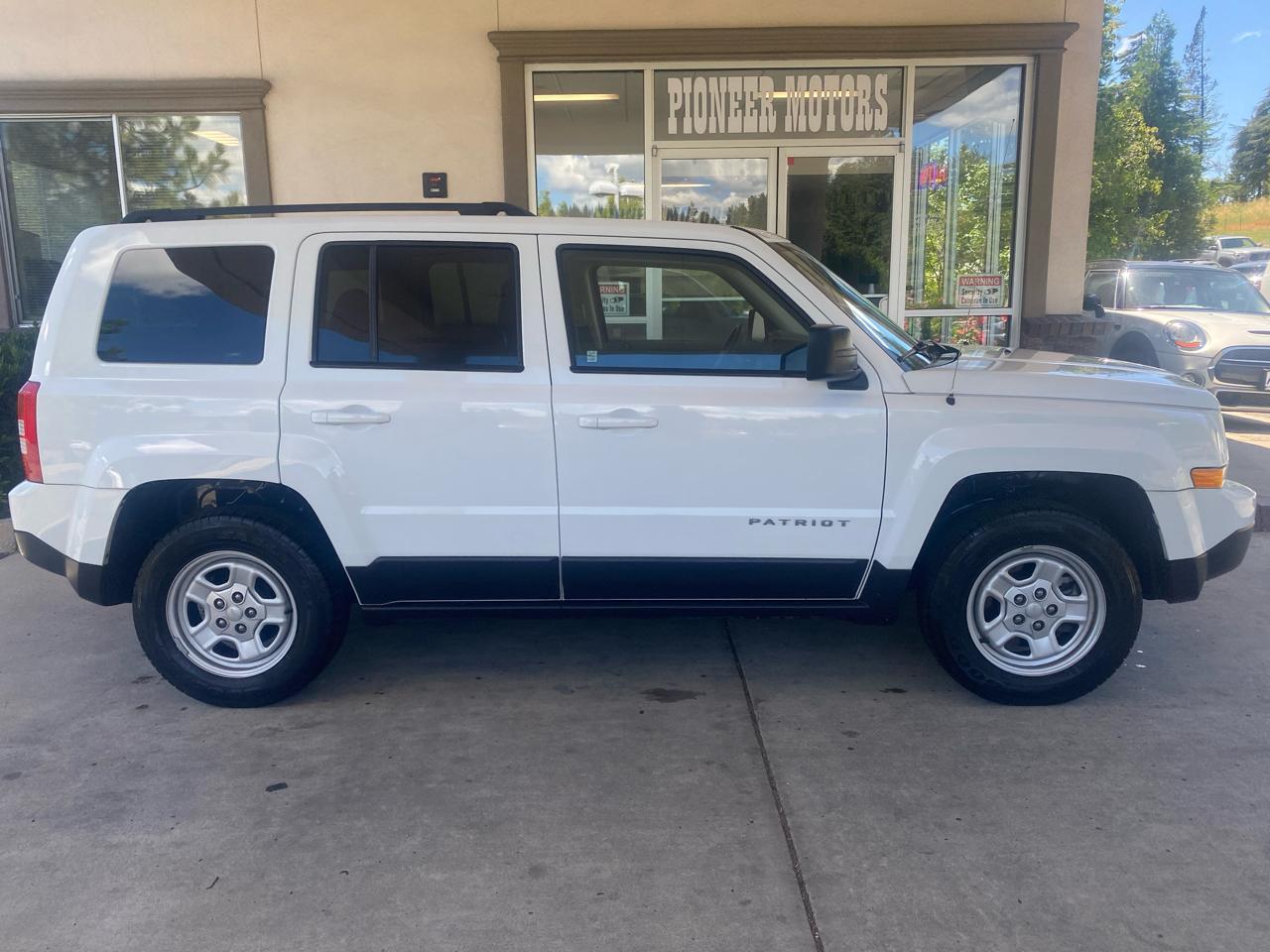 Jeep Patriot 4WD 4dr Sport 2016