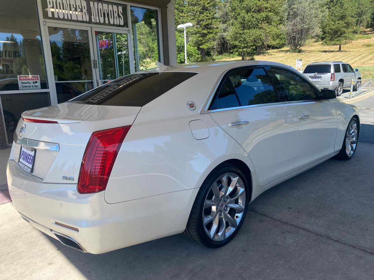Cadillac CTS Sedan 4dr Sdn 3.6L Premium RWD 2014