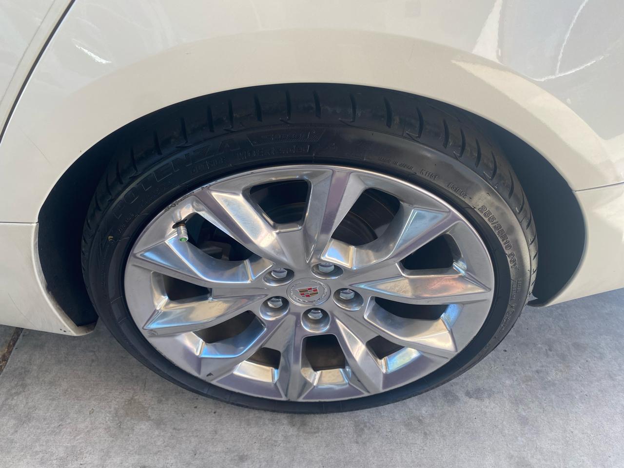 Cadillac CTS Sedan 4dr Sdn 3.6L Premium RWD 2014