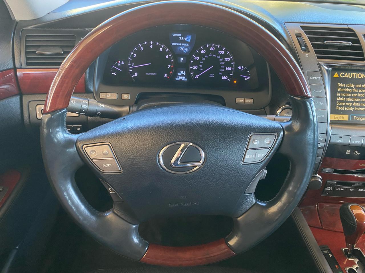 Lexus LS 460 4dr Sdn 2007