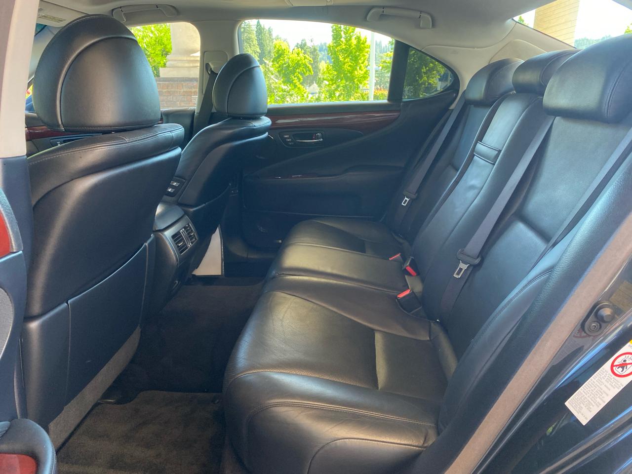 Lexus LS 460 4dr Sdn 2007