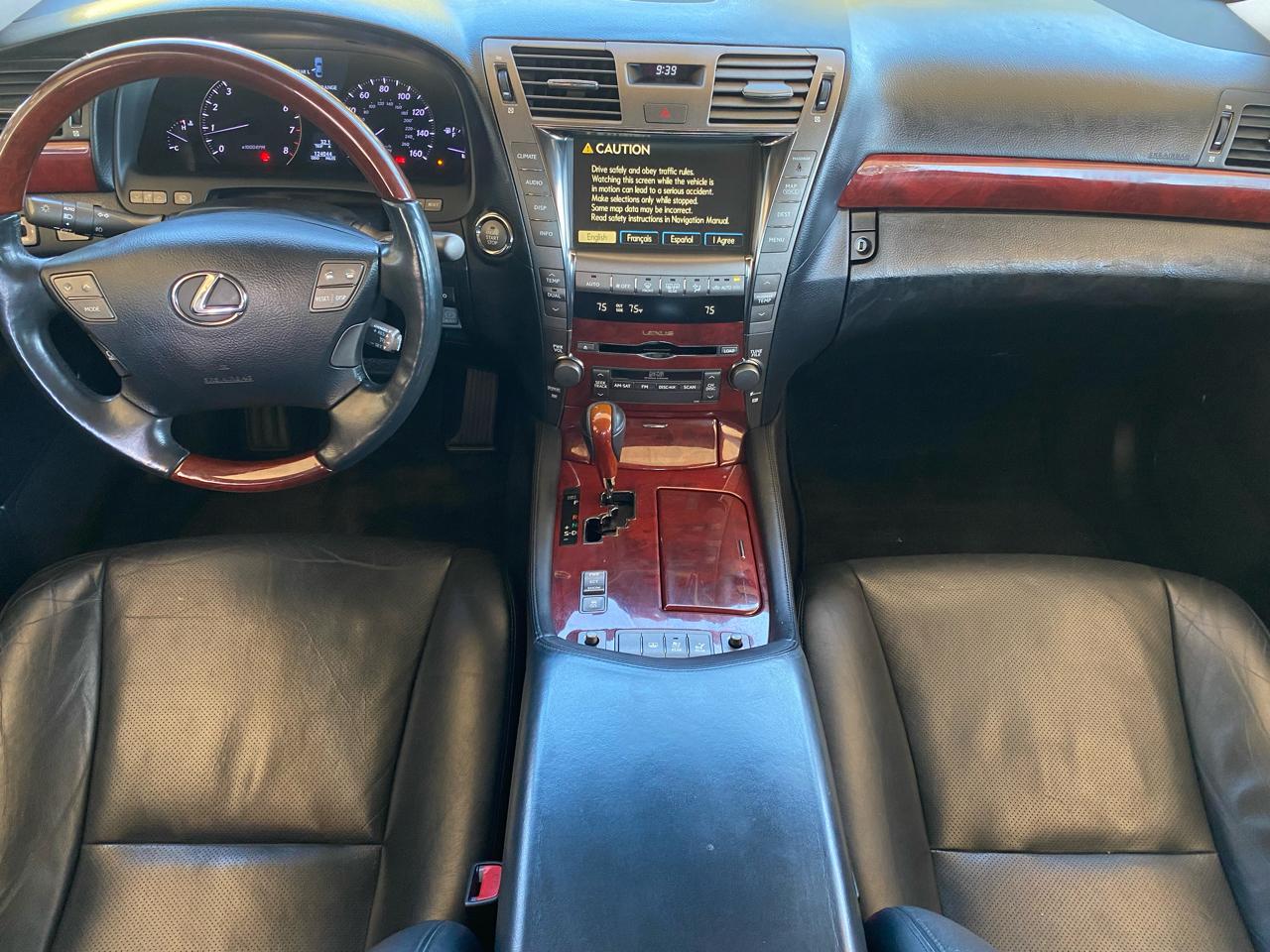 Lexus LS 460 4dr Sdn 2007