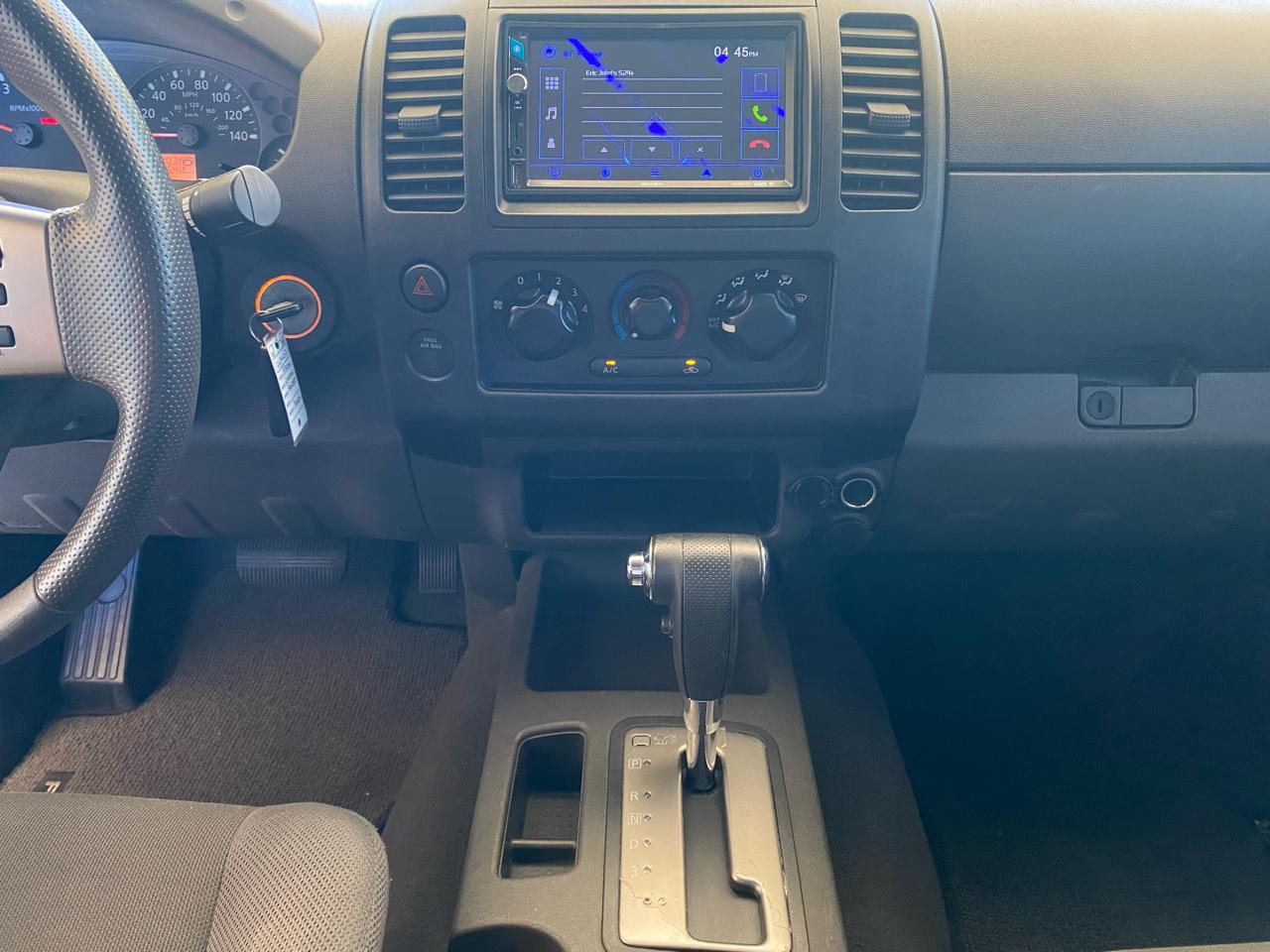 Nissan Frontier XE King Cab I4 Auto 2WD 2006