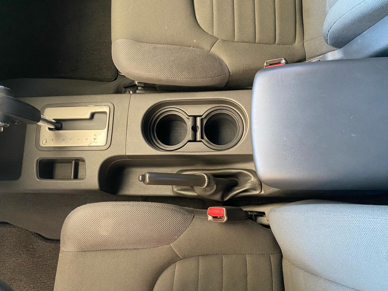 Nissan Frontier XE King Cab I4 Auto 2WD 2006
