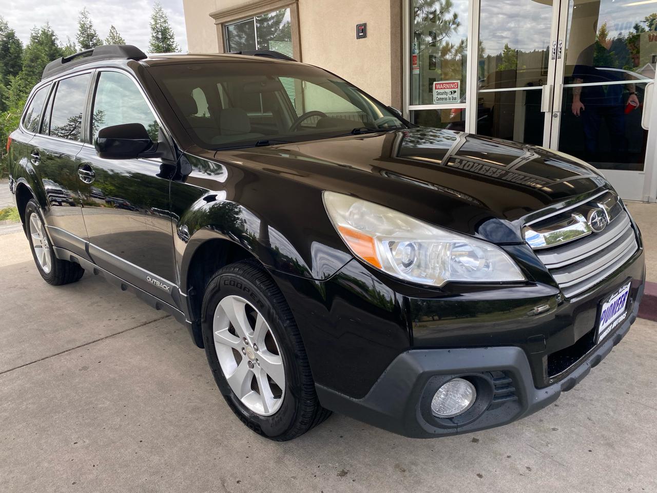 Subaru Outback 4dr Wgn H4 Auto 2.5i Premium 2014