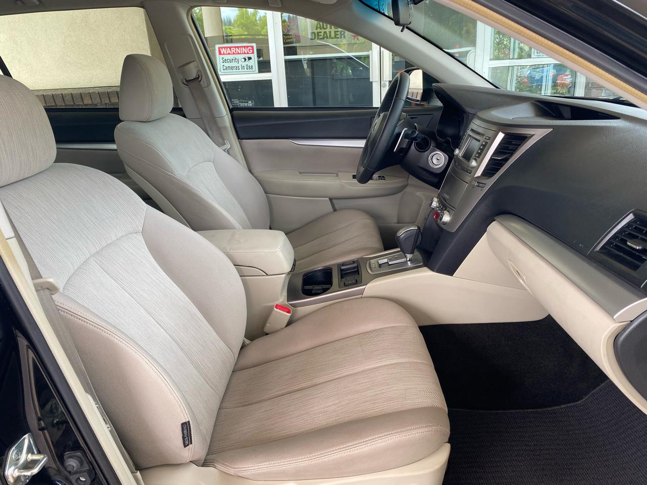 Subaru Outback 4dr Wgn H4 Auto 2.5i Premium 2014