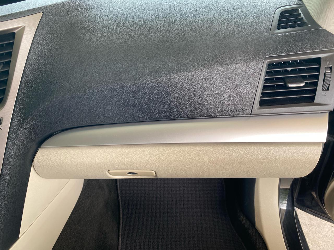 Subaru Outback 4dr Wgn H4 Auto 2.5i Premium 2014