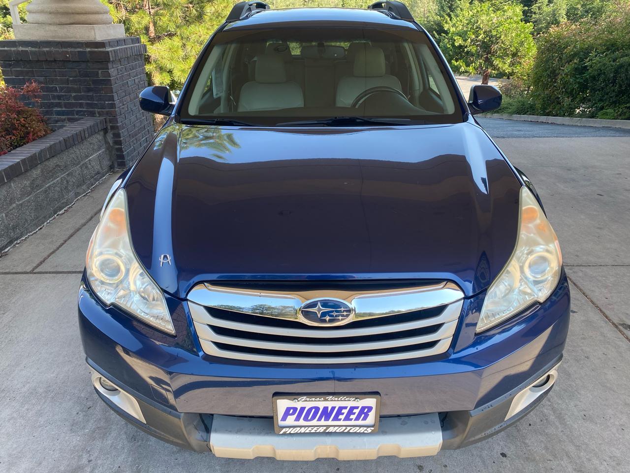 Subaru Outback 4dr Wgn H4 Auto 2.5i Limited Pwr Moon 2011