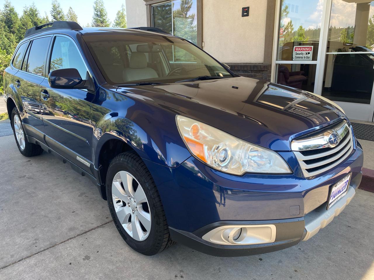 Subaru Outback 4dr Wgn H4 Auto 2.5i Limited Pwr Moon 2011