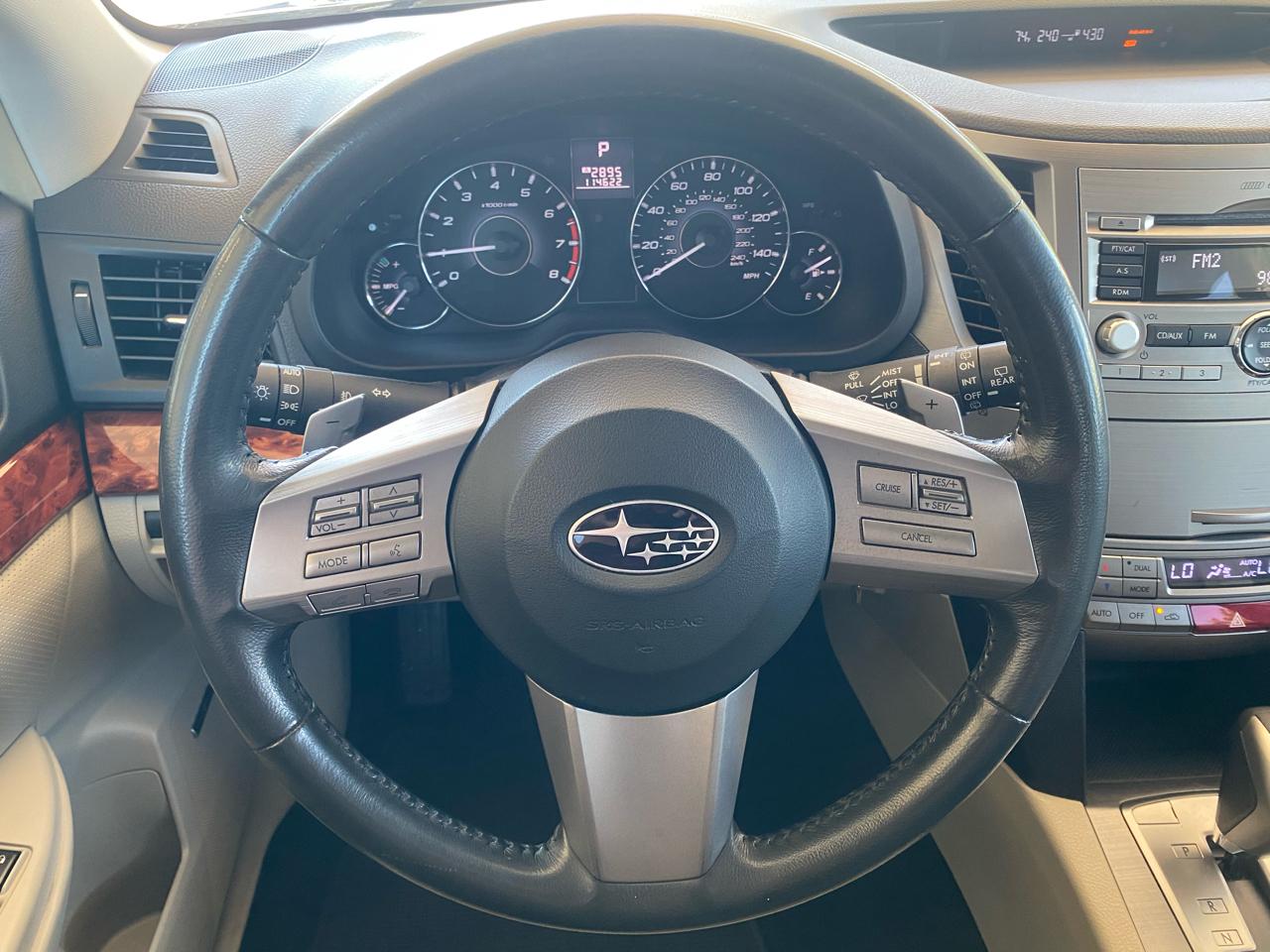 Subaru Outback 4dr Wgn H4 Auto 2.5i Limited Pwr Moon 2011