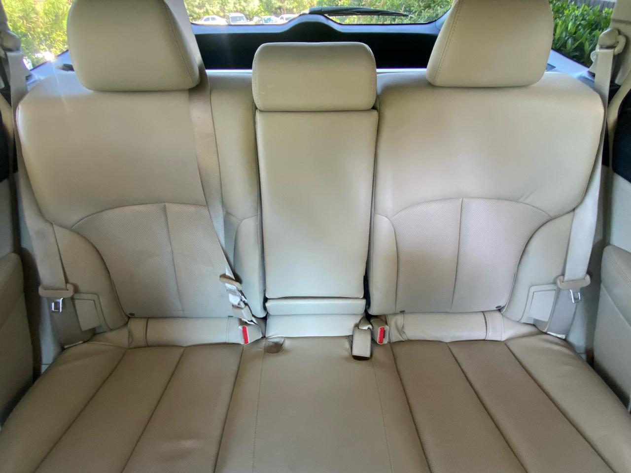 Subaru Outback 4dr Wgn H4 Auto 2.5i Limited Pwr Moon 2011