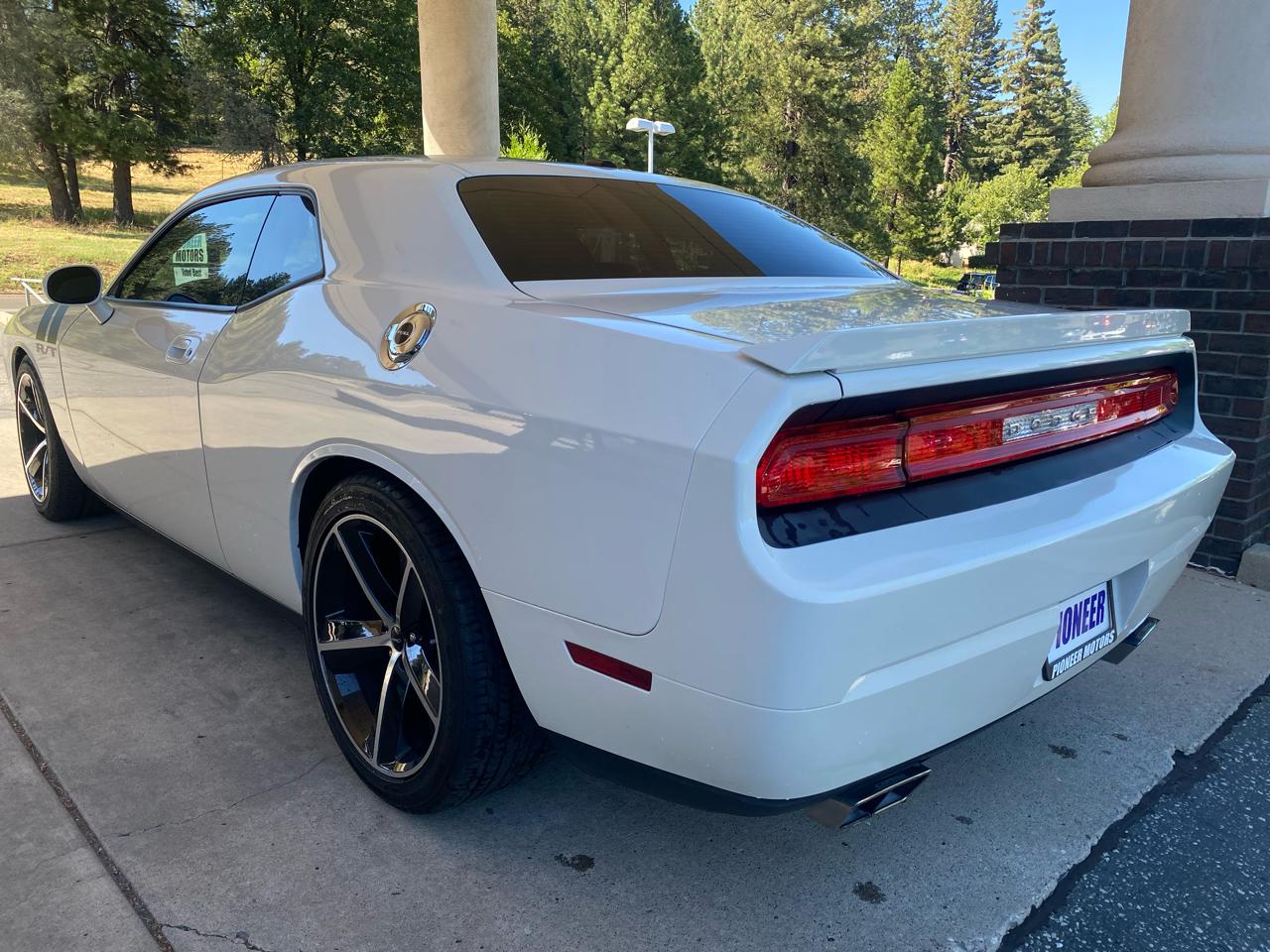 Dodge Challenger 2dr Cpe R/T 2009