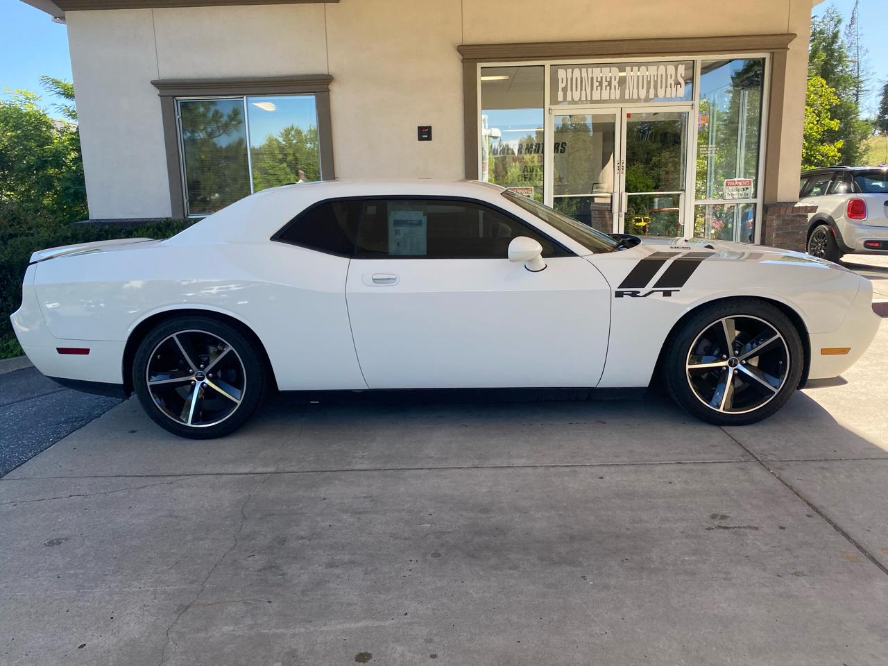Dodge Challenger 2dr Cpe R/T 2009