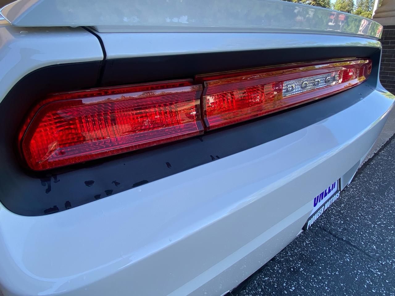 Dodge Challenger 2dr Cpe R/T 2009