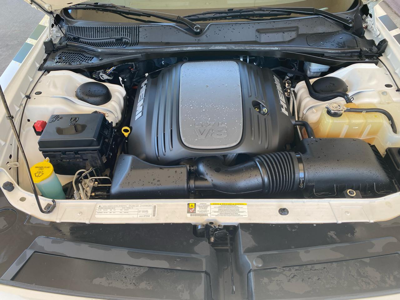 Dodge Challenger 2dr Cpe R/T 2009
