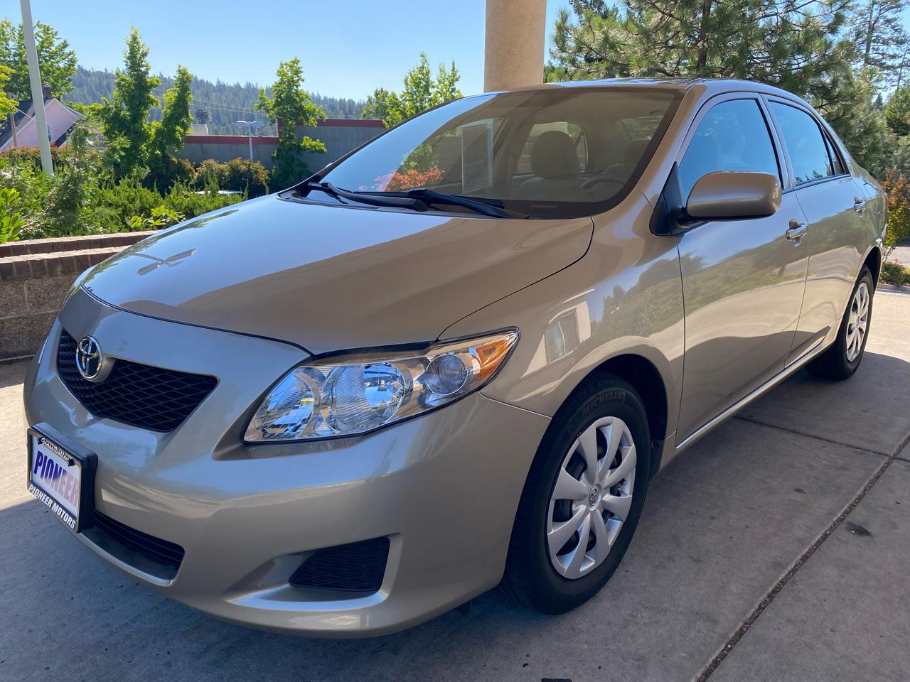 Toyota Corolla  2009