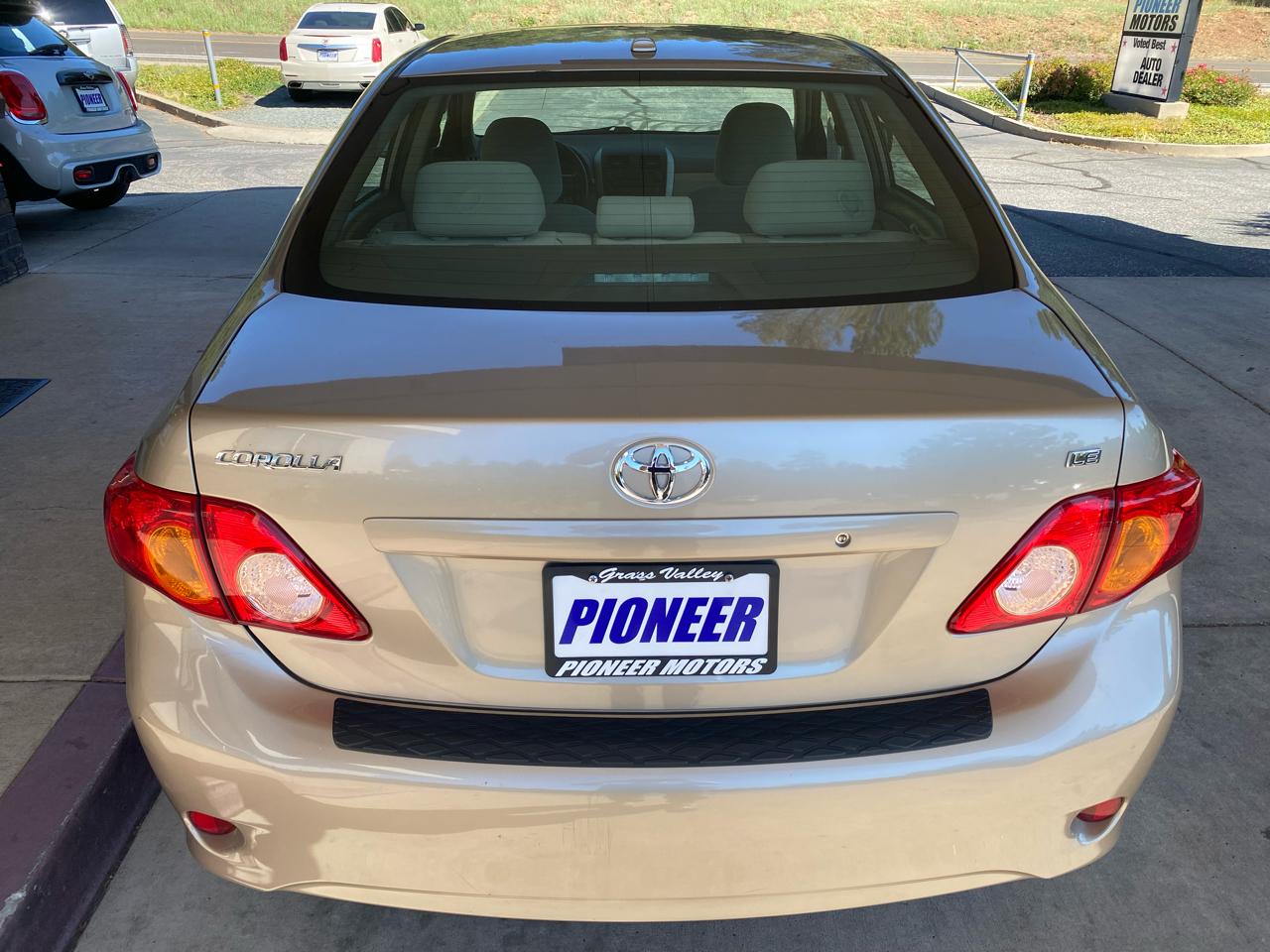 Toyota Corolla  2009