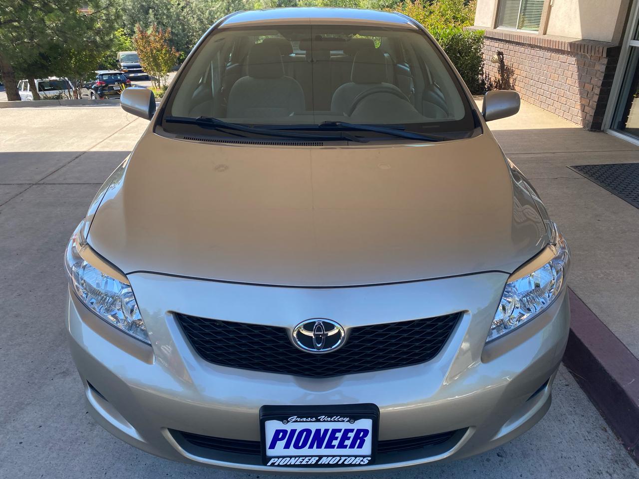 Toyota Corolla  2009
