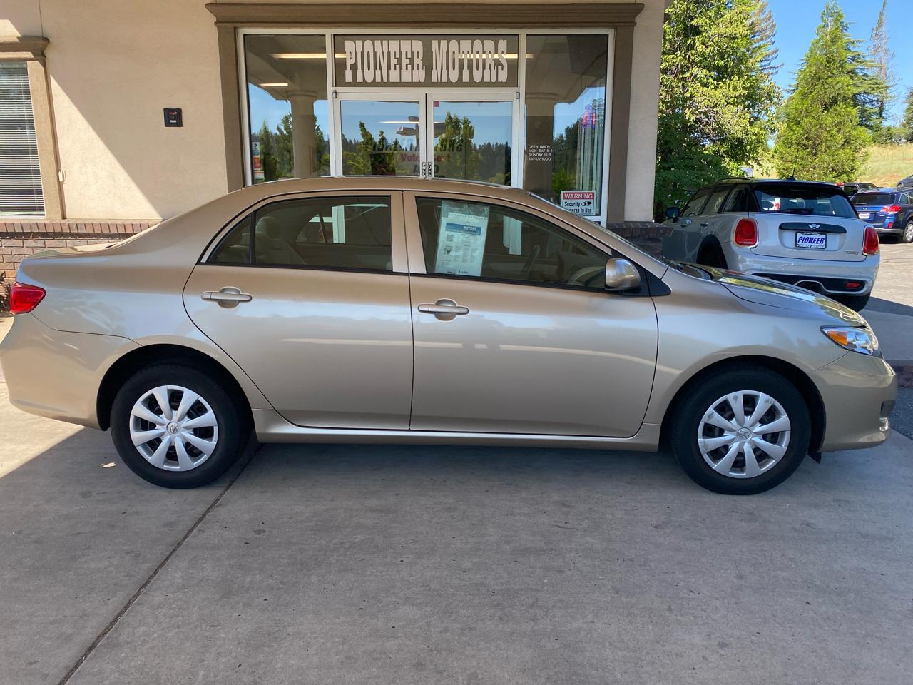 Toyota Corolla  2009