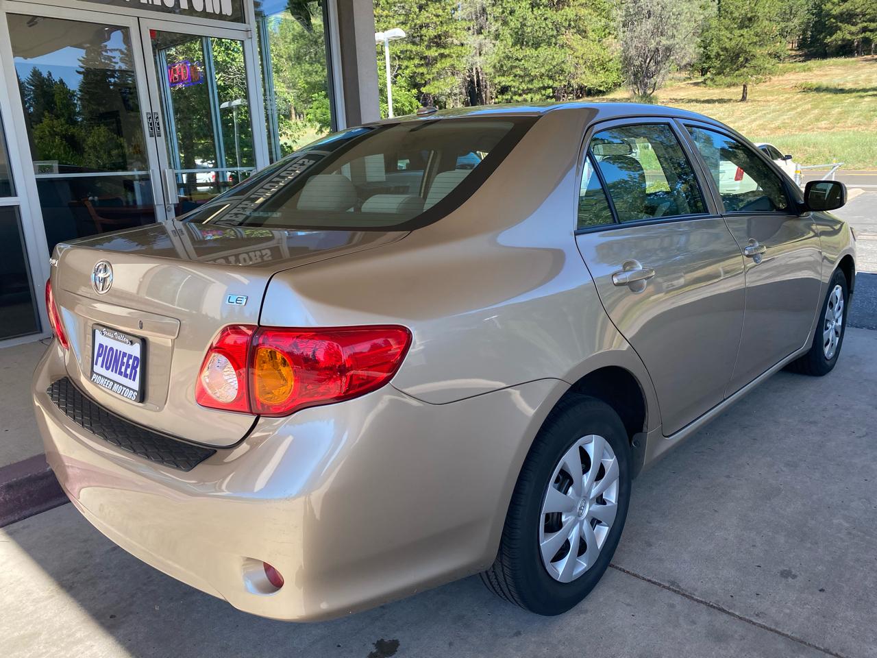 Toyota Corolla  2009