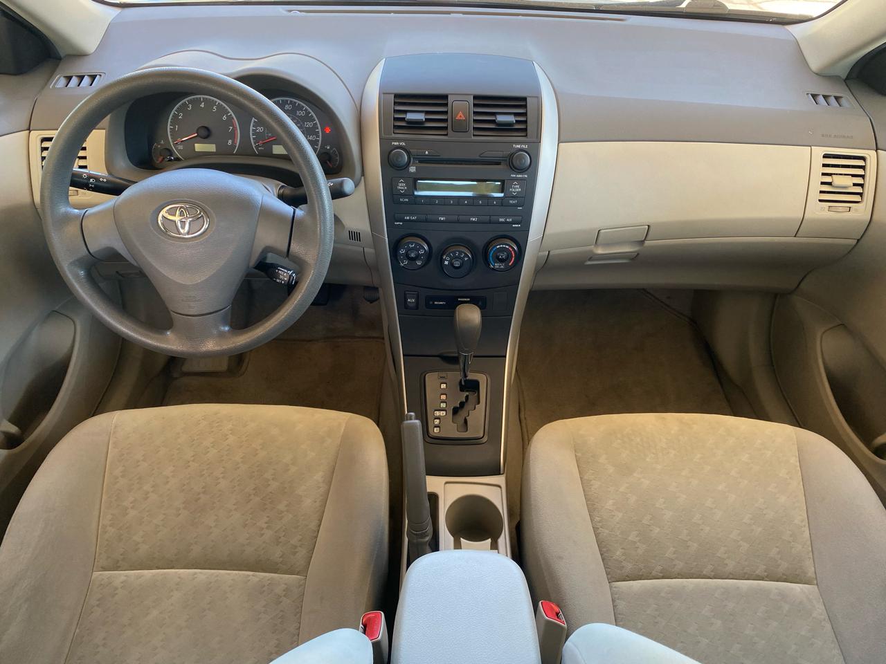 Toyota Corolla  2009
