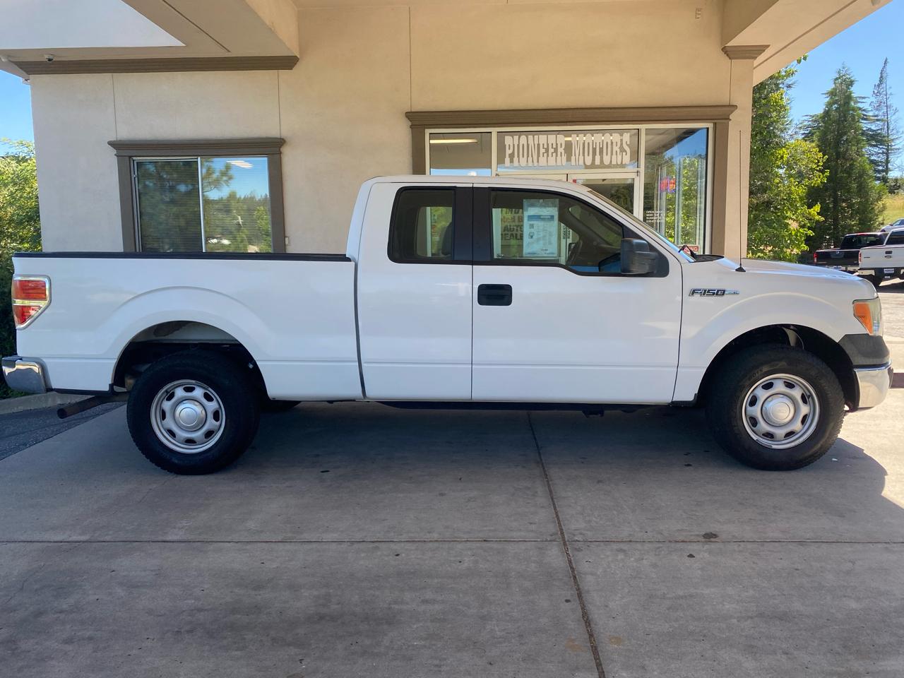 Ford F-150 2WD SuperCab 145" XLT 2013