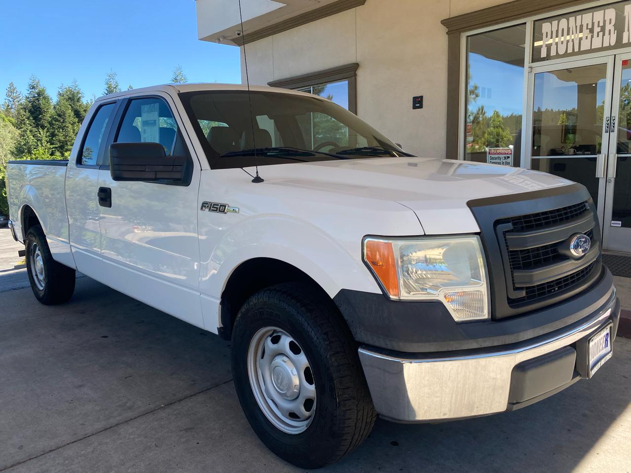 Ford F-150 2WD SuperCab 145" XLT 2013