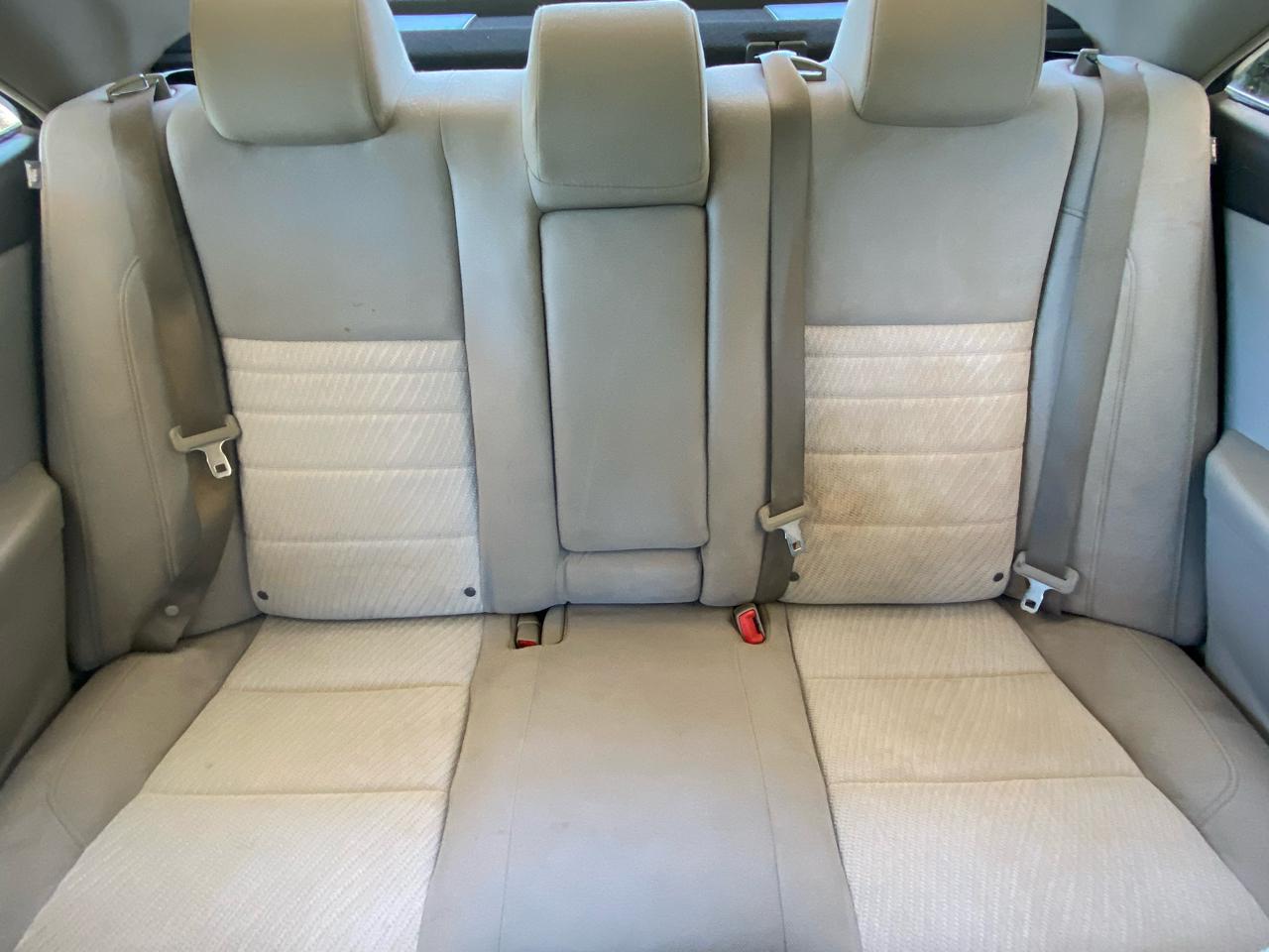 Toyota Camry 4dr Sdn I4 Auto LE (Natl) 2015