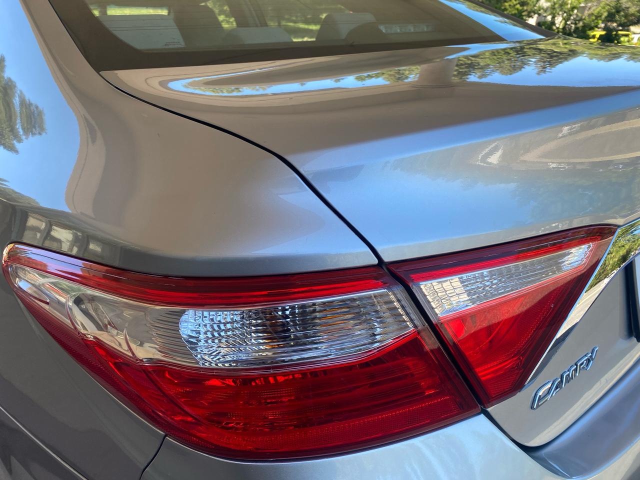 Toyota Camry 4dr Sdn I4 Auto LE (Natl) 2015