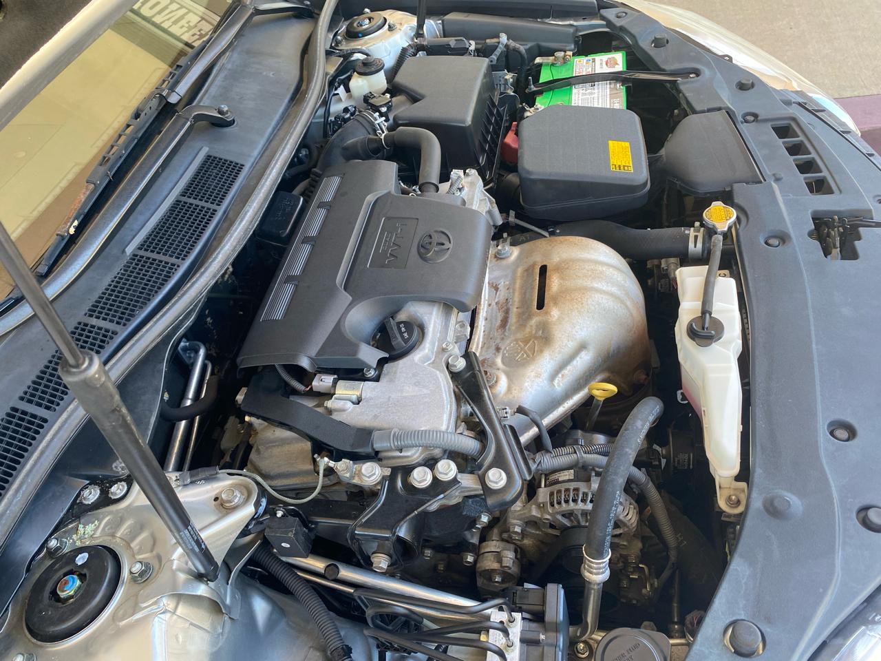 Toyota Camry 4dr Sdn I4 Auto LE (Natl) 2015