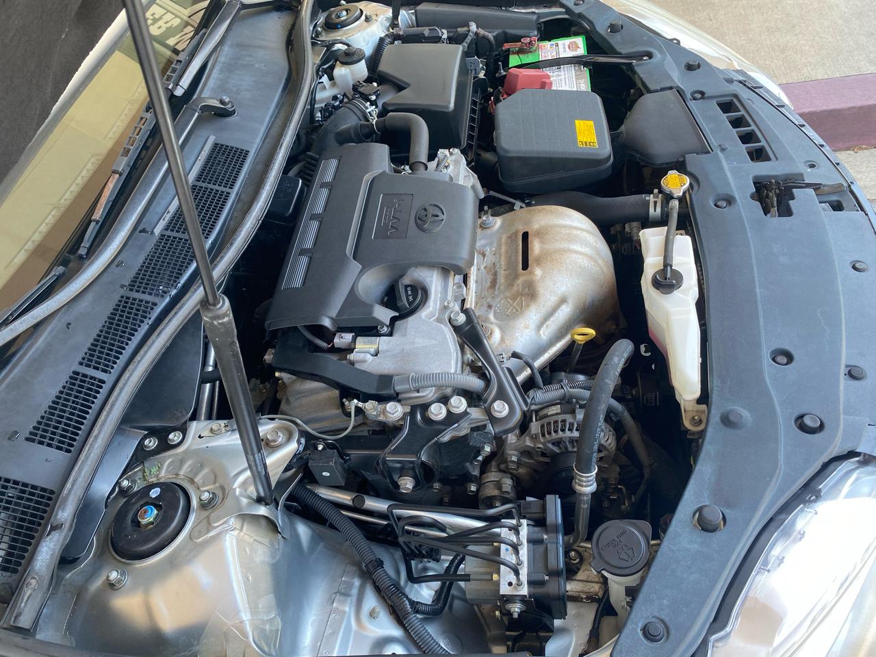 Toyota Camry 4dr Sdn I4 Auto LE (Natl) 2015