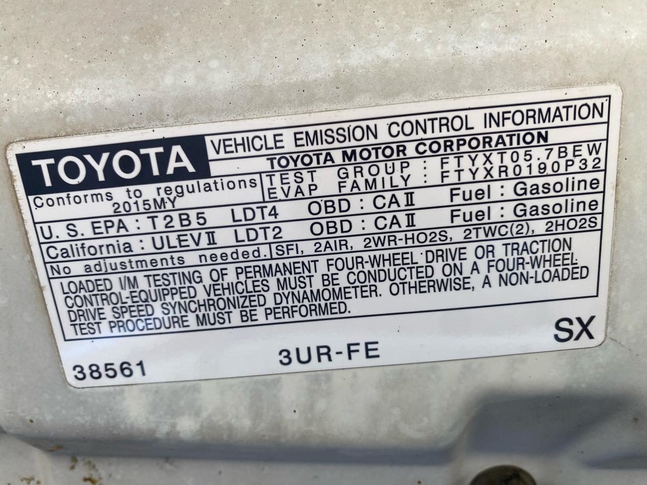 Toyota Tundra 4WD Truck CrewMax 5.7L V8 6-Spd AT SR5 (Natl) 2015