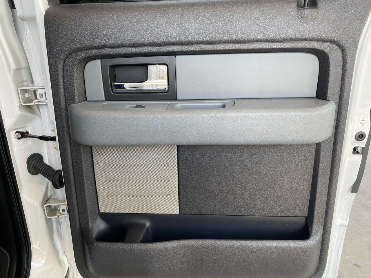 Ford F-150 2WD SuperCrew 145" XL 2013
